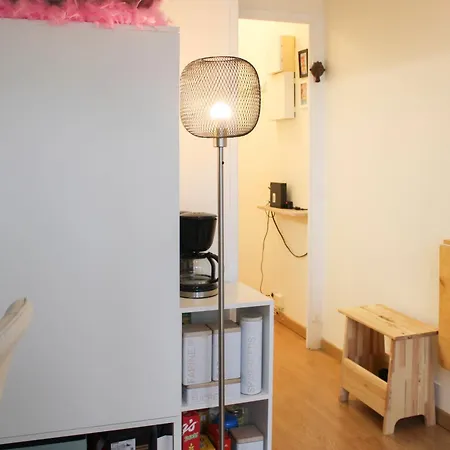 Bright And Warm Studio In 13ᵉ アパート パリ